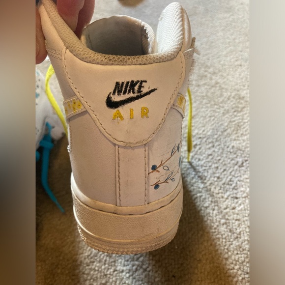 Nike Air customized butterflies high top sneakers size 8.5 ladies - Picture 2 of 12